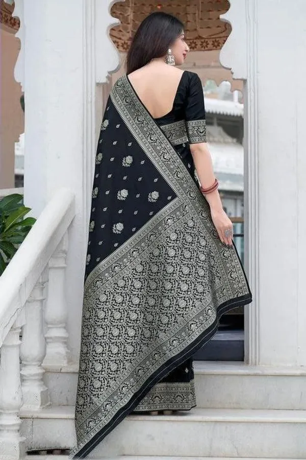 BLACK_KANJIVARAM_SILK__SAREE